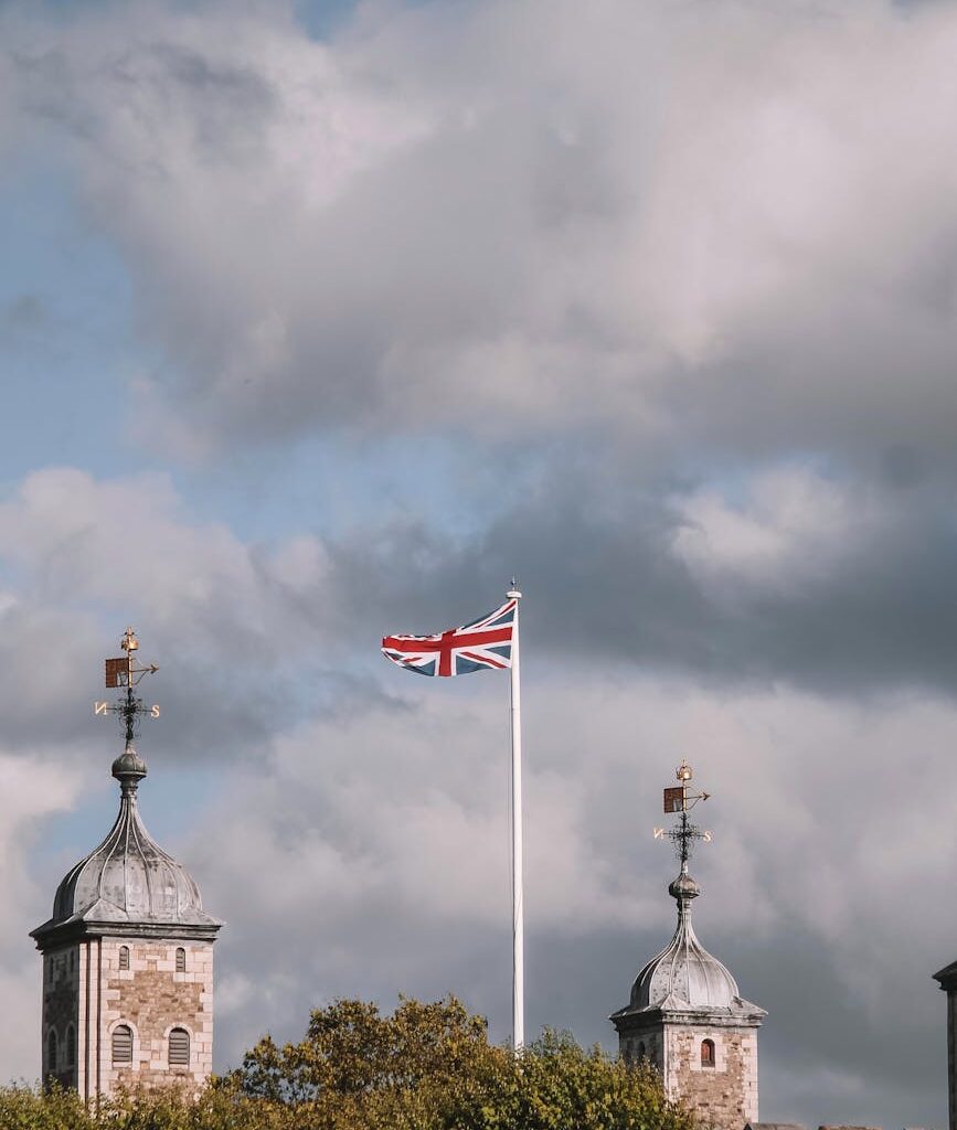 flag of the uk by the tower of london